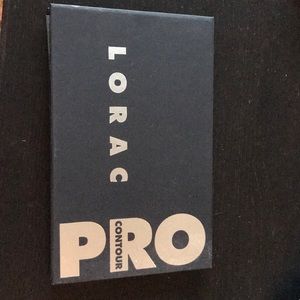 Contour palette - brand new, never used